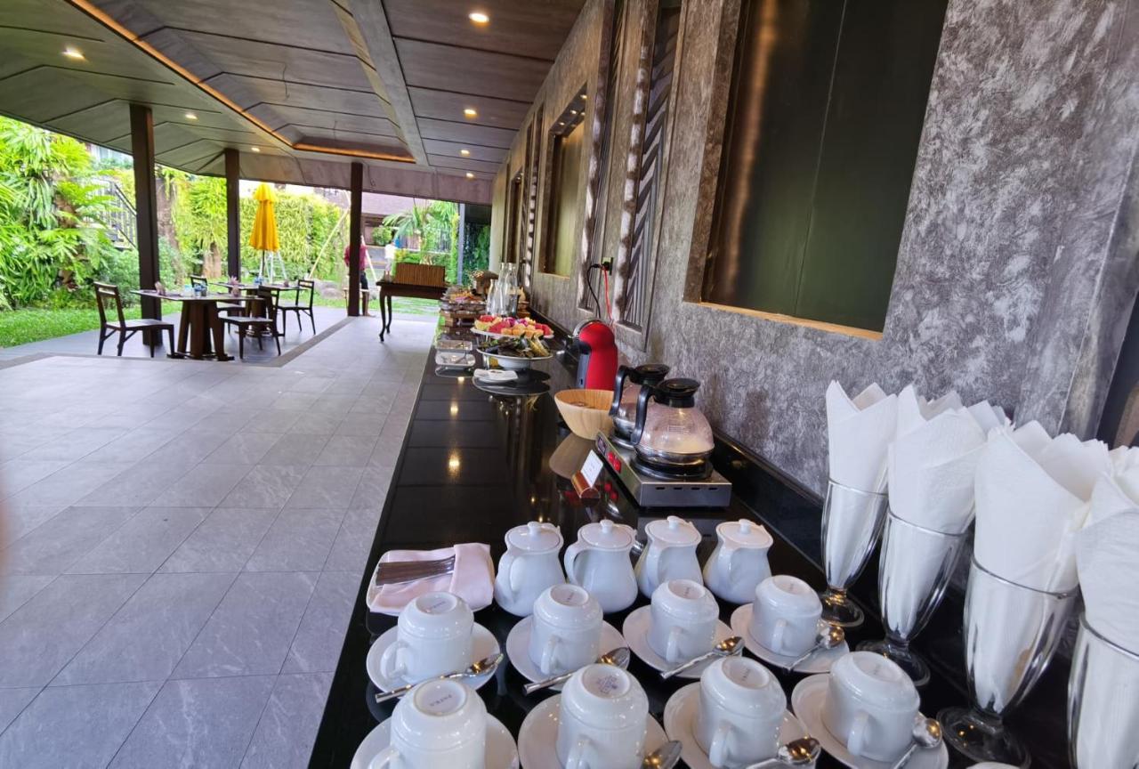 The Cliff Elegance Resort Ao Nang Buitenkant foto